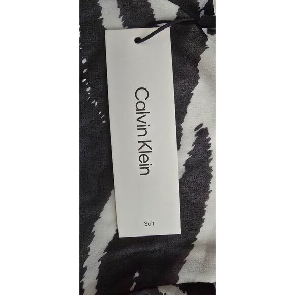 Calvin Klein Zebra Print Blouse Black & White Medium Short Sleeve Button Detail - Picture 6 of 9